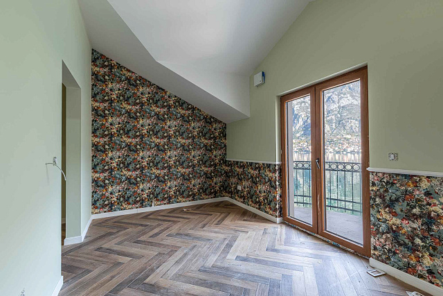 A luxurious three-story villa on the first sea line in  Kotor — photo 17